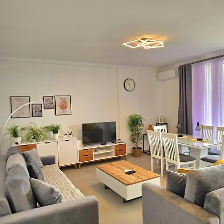 Lalzit Bay Hideaway 299 *