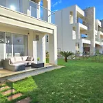 Lalzit Bay Hideaway 299 Plazhi San Pietro