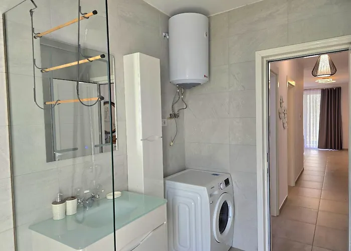 Lalzit Bay Hideaway 299 公寓 Plazhi San Pietro